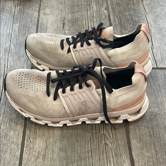 On Running Running Shoes