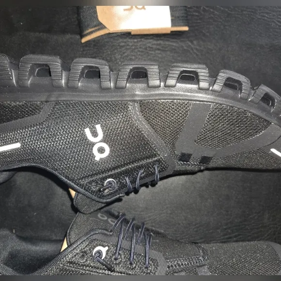 On Running Walking Sneakers Cloud 6 Men Size 7.5