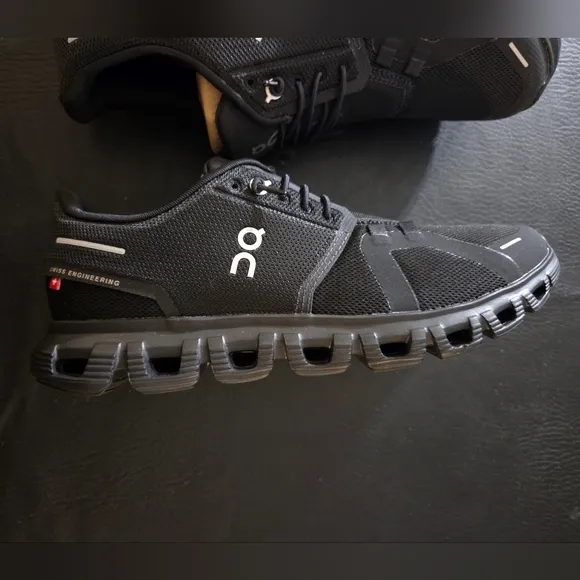On Running Walking Sneakers Cloud 6 Men Size 7.5