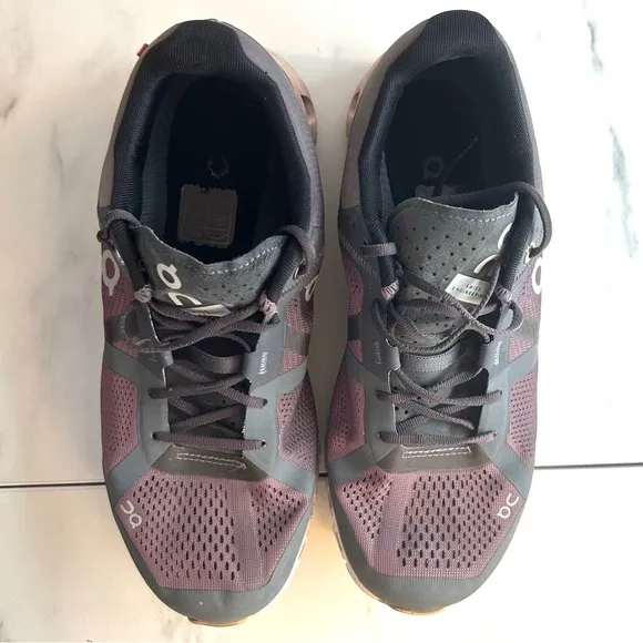 On Running Women's Cloudflow Rock Rose Running Shoe in Size 8.5