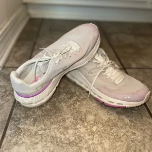 On Running Women's White and Pink Running Shoes- raspberry cloudnova form 2