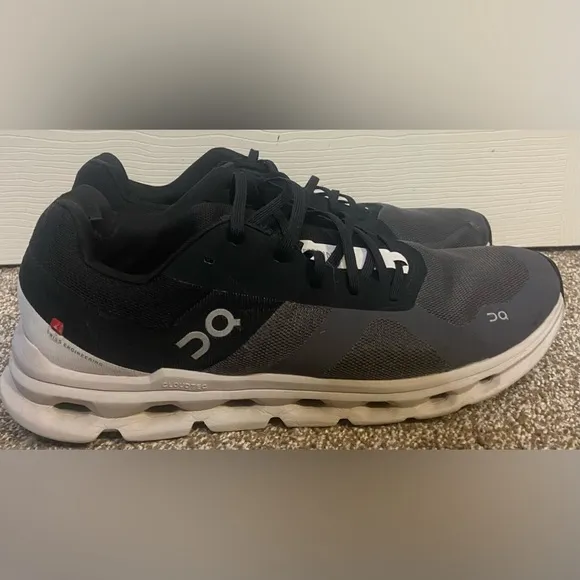 On Shoes Mens 11.5 Black Gray Cloud Runner Running Sneakers Cushion Training
