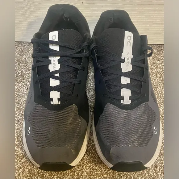 On Shoes Mens 11.5 Black Gray Cloud Runner Running Sneakers Cushion Training