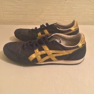 Onitsuka Tiger Serrano Sneakers
