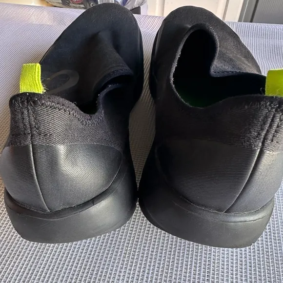 OOFOS Men's OOMG SportEezee Low Black Shoe Size 12