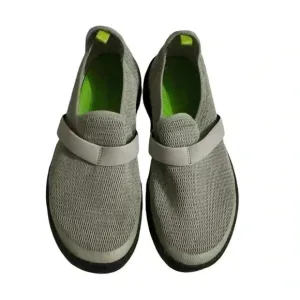 Oofos Oomf low gray slip on  shoes sz 7