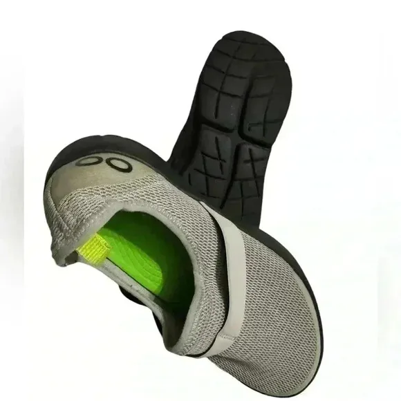 Oofos Oomf low gray slip on  shoes sz 7