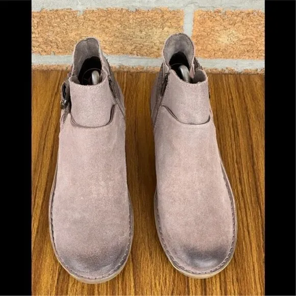 OTBT Women's Rocker Wedge Bootie StoneLeather size 9