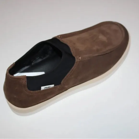 P448 BABY MOC SUEDED LEATHERSHEARLING LINED CHOCOLATESNEAKER. NIB $245. 10/43