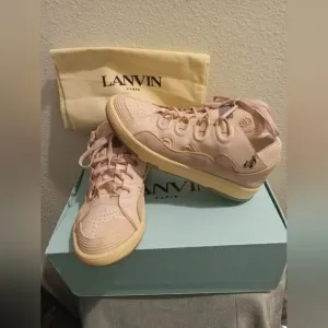Pale Pink Leather Sneakers – size 41 UNISEX only worn 3 days 1 night