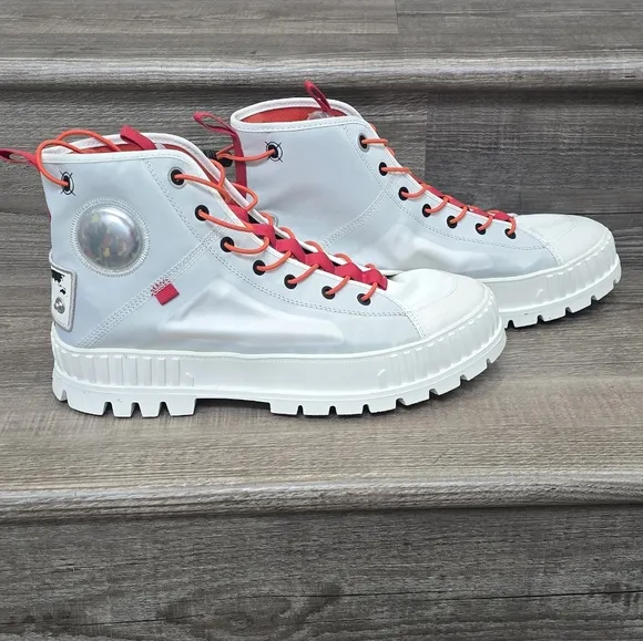Palladium men's white sneakers w red and orange accents high top MEN'S 10.5 W 12