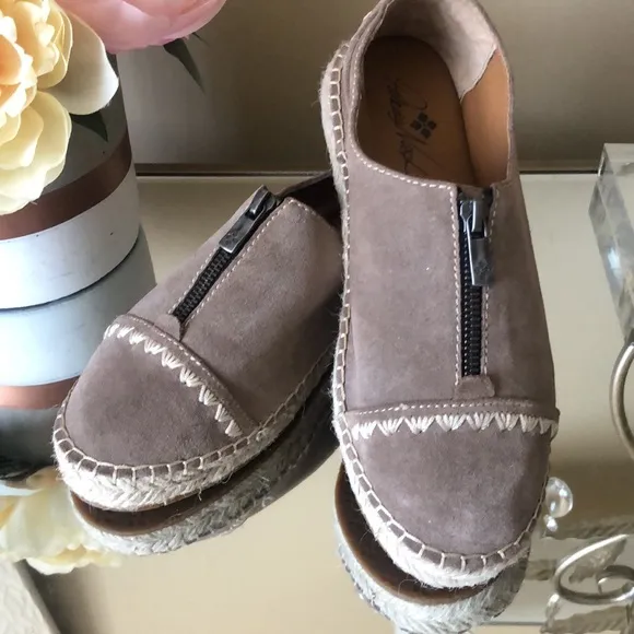 Patricia Nash Women Suede Edpadrille Flats Brown Shoes