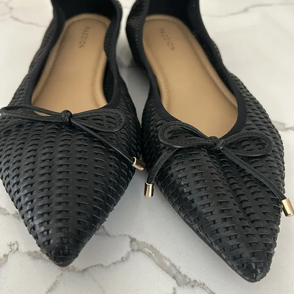 PAZZION Eliza Weaved Bow Flats Slip On in Black Women’s size 40/9