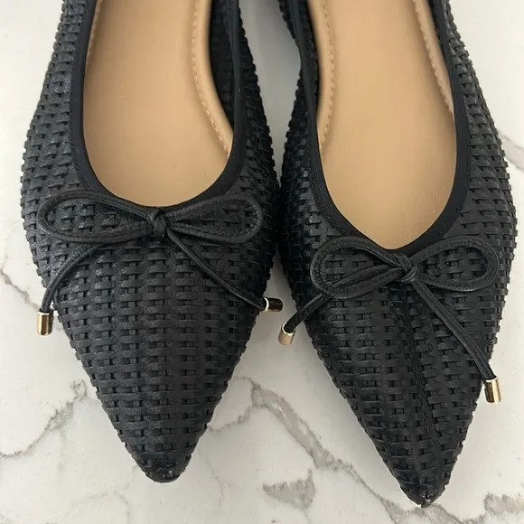 PAZZION Eliza Weaved Bow Flats Slip On in Black Women’s size 40/9