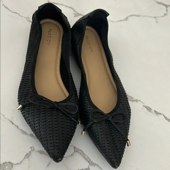 PAZZION Eliza Weaved Bow Flats Slip On in Black Women’s size 40/9