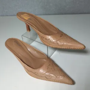 PAZZO Women's Kadola 4 Mules Shoes Kitten Heels Nude Tan Leather Embroidered 7.5