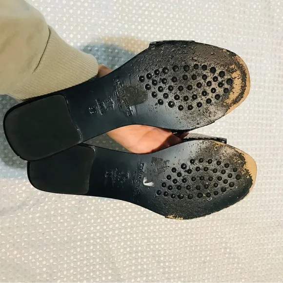Pedro García sandals