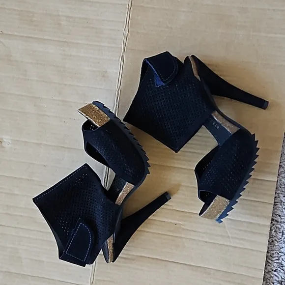 Pedro Garcia Petunia perforated black suede heels-37.5
