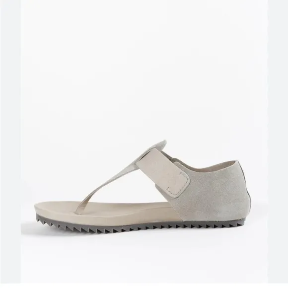 Pedro Garcia Suede T strap Thong Jacqui Sandals Suede Leather Grey Silver 7