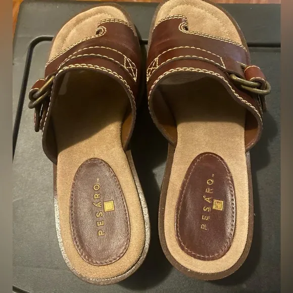 Pesáro sandals