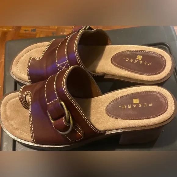 Pesáro sandals