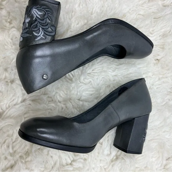 Pikolino embroidered block heel