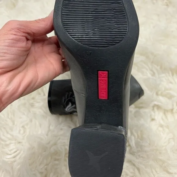 Pikolino embroidered block heel