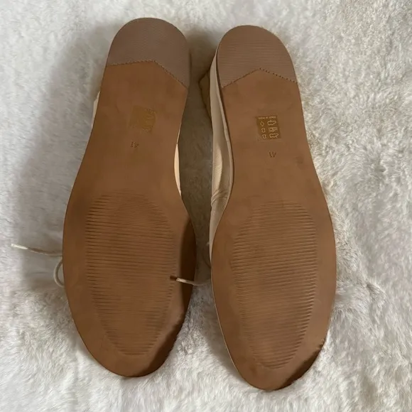 PILCRO ANTHROPOLOGIE 41 Leather Bow Tie Ballet Flats in Cream • 10