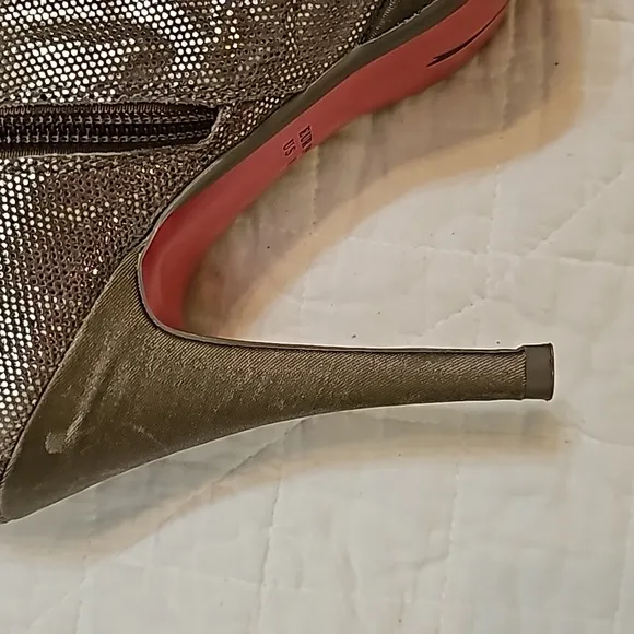 Poetic Licence shoes high 4&quot; heels metallic bows front red sole sz 8.5
