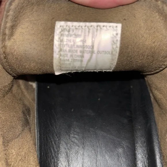 POLO by Ralph Lauren leather upper men’s dress shoes size 9 brown color.