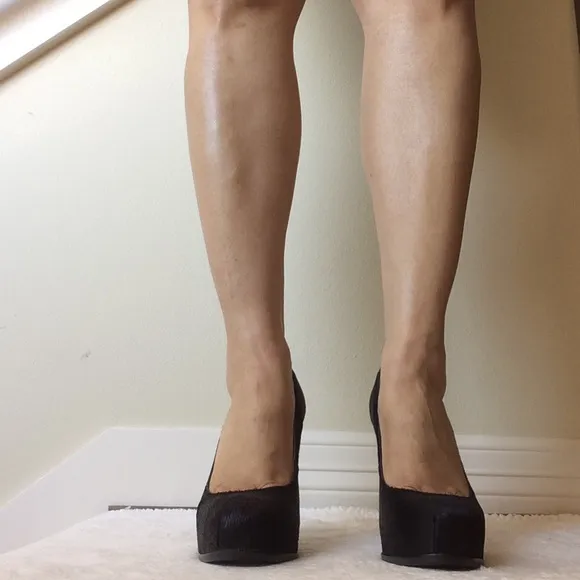 Pour La Victoire Calf Hair Heels
