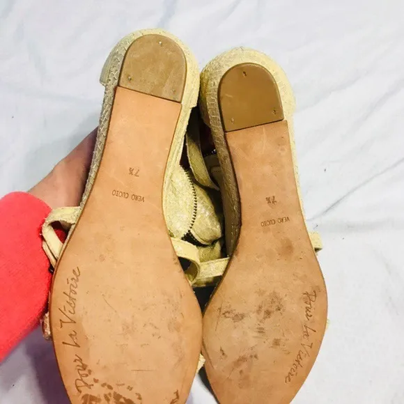 Pour la victoire sandals