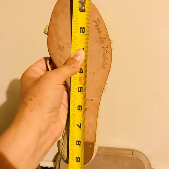 Pour la victoire sandals