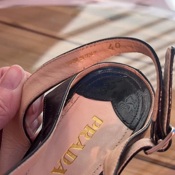 Prada, beautiful, patent leather sandals, in great condition