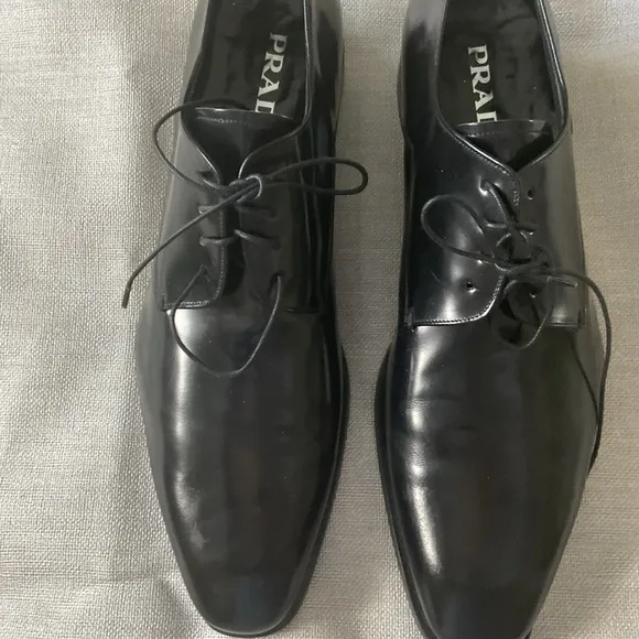 Prada men’s black leather dress shoes,