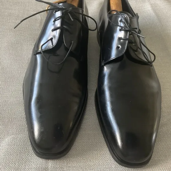 Prada men’s black leather dress shoes,