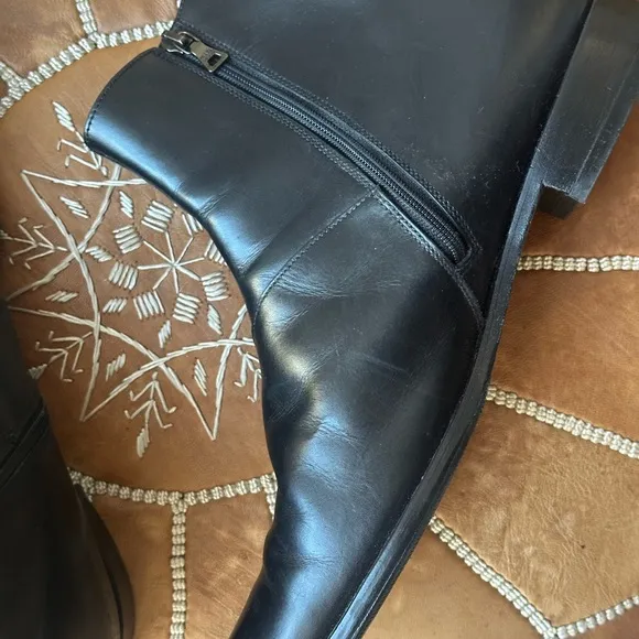 PRADA | Men’s Size 10 Black Leather Boots