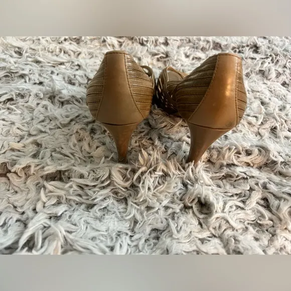 Prada vintage shine leather weave heels, Size 37.5/7 US