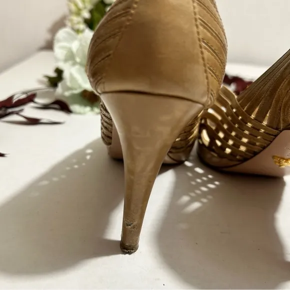 Prada vintage shine leather weave heels, Size 37.5/7 US