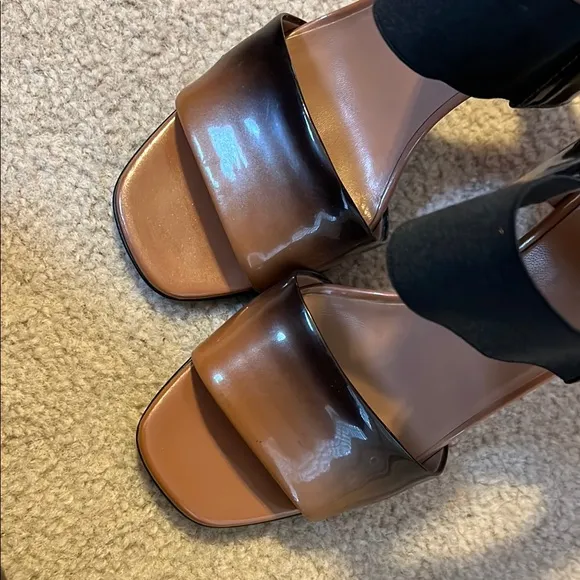 Prada Women's Black and Brown Heels