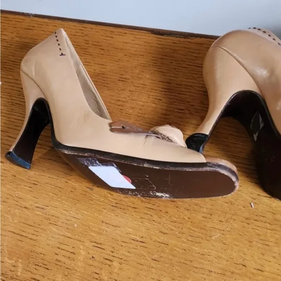 Prada Women's Tan Leather Heels