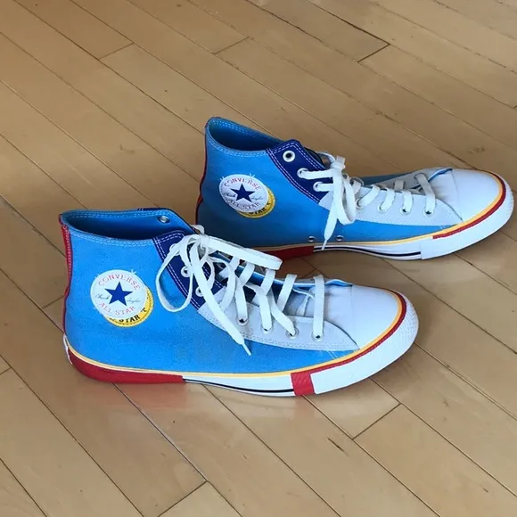 Preowned unisex CTAS High Top CONVERSE sneakers - multicolor - double logo 11/13