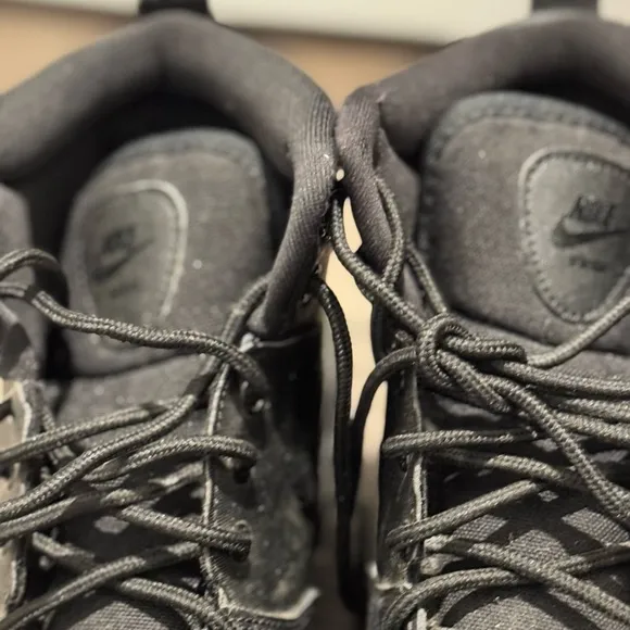 Preowned youth Nike boots. Size 5.5