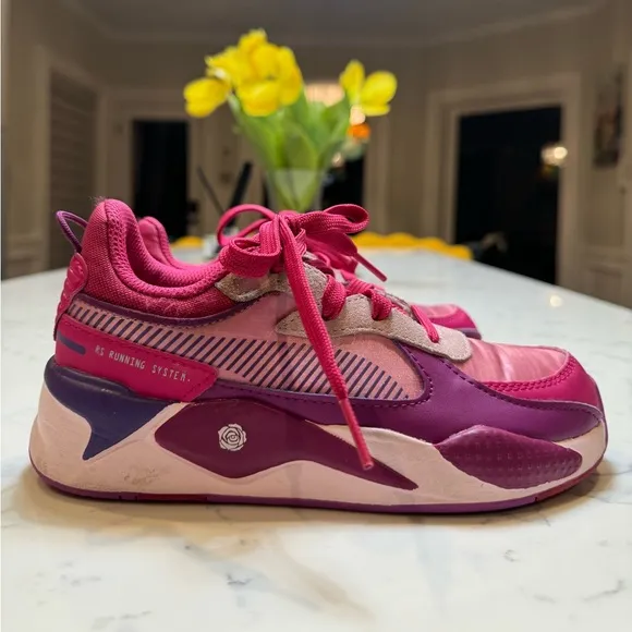 ⭐️Puma RS-X little kid rose sneakers 2.5Y