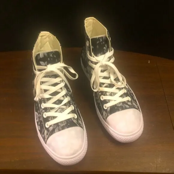 RAAD Shop Unisex High Top Lace Up Sneakers Black with White Rose Pattern. NWOB