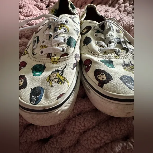 RARE🔥 VANS x Marvel Super Heros HEADS Authentic Sneakers mens 5  women’s 6.5