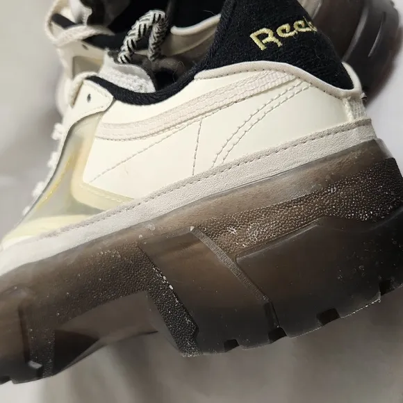 Rebook × Cardi B Club C Birthday Release sneakers (w size 9)