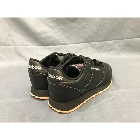 Reebok Boys Classic Leather Casual Sneakers Black Black Gum Size 5 NEW IN BOX!