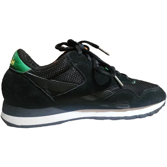 Reebok classic sneakers size 9