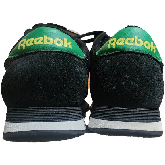 Reebok classic sneakers size 9